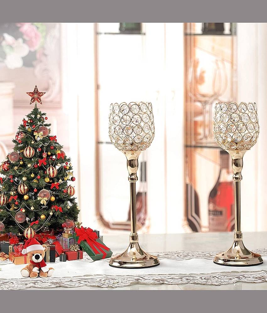 METAL MESTERY Gold Table Top Metal Tea Light Holder - Pack of 1