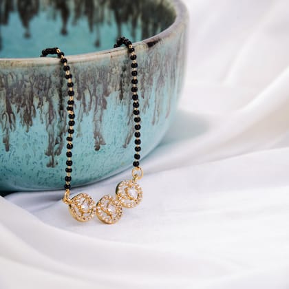 Golden Reverie Mangalsutra-White / Gold Plated / 18"