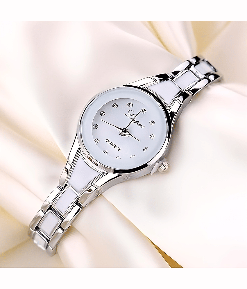 DECLASSE Off White Dial Analog Girls Watch ( Pack of 1 )