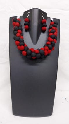Elegant Red and Black Beaded Choker Necklace Set with Matching Earrings