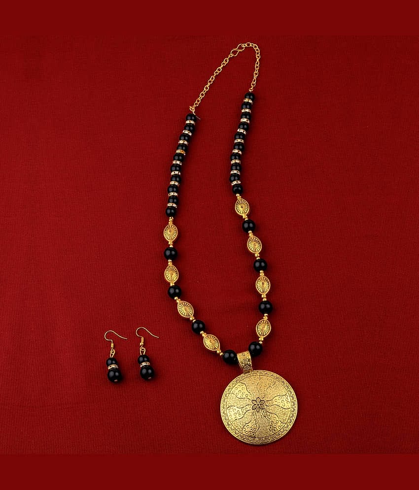 SILVERSHINE Stylish Adjustable Gold Oxidised Round Pendant Black Pearl mala set for Women girl