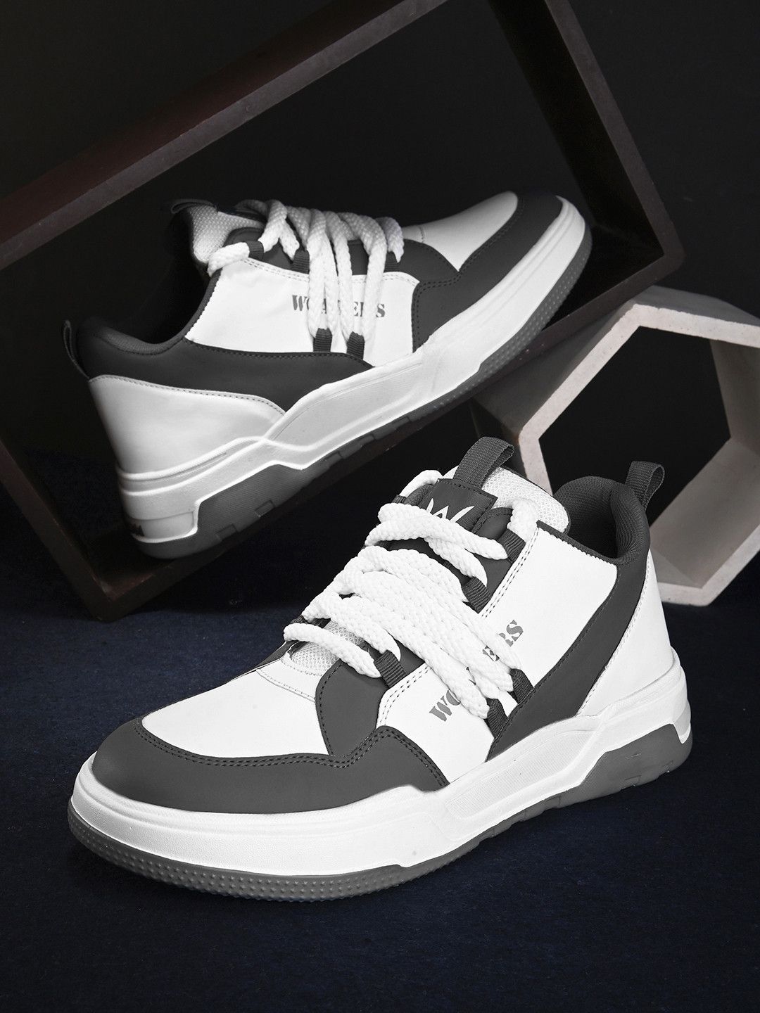 Woakers Black synthetic leather Lace up Causal ShoesforMen - UK9