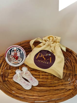 Mata Rani Special Hamper / Gift Box