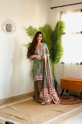 Samar Green Printed Suit Set-L