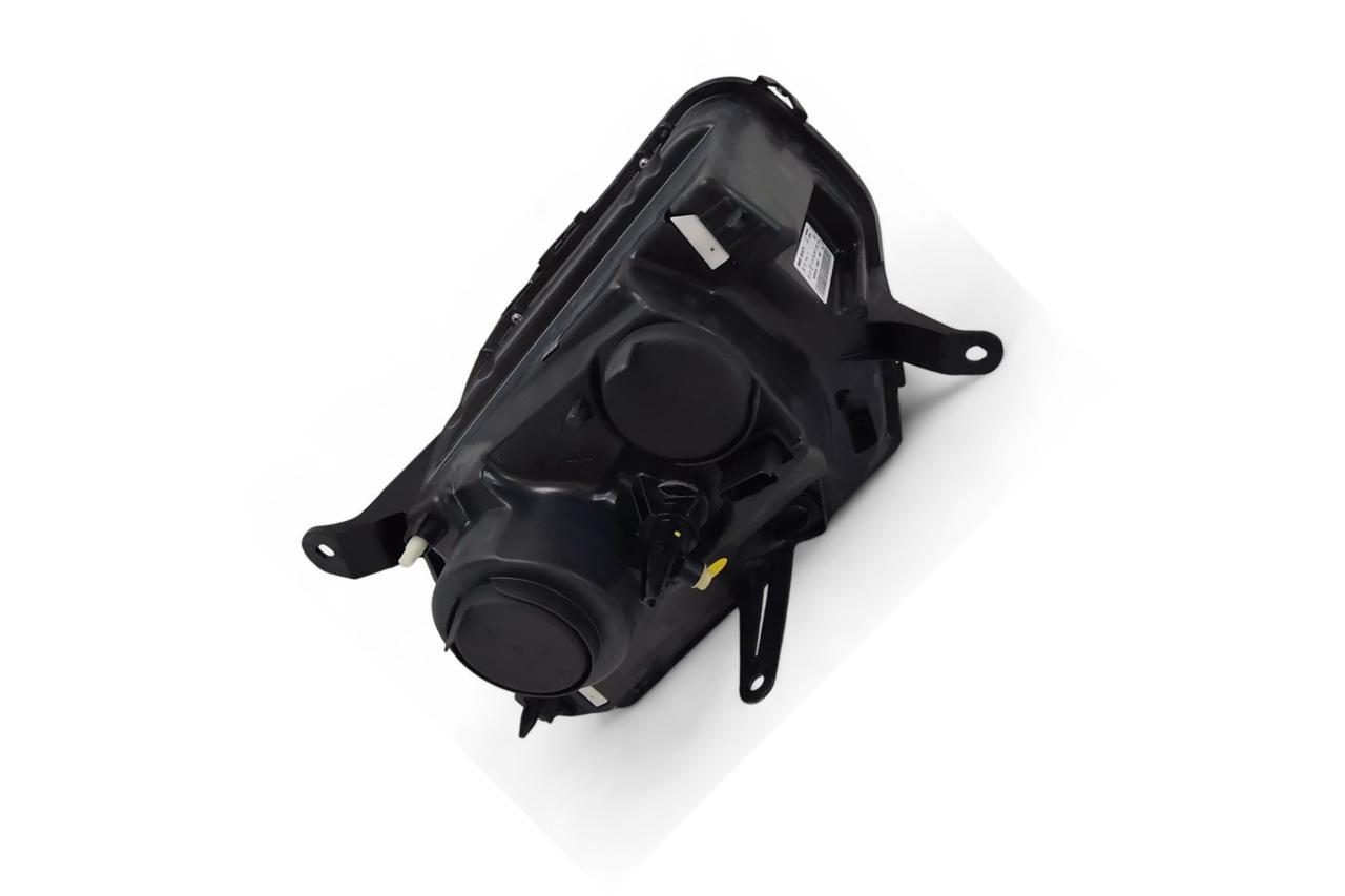 Lumax Head Lamp - RH AV611327