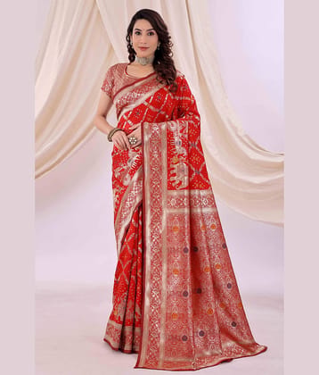 Today Deal Silk Woven Banarasi saree With Unstitched Blouse Piece ( Red )