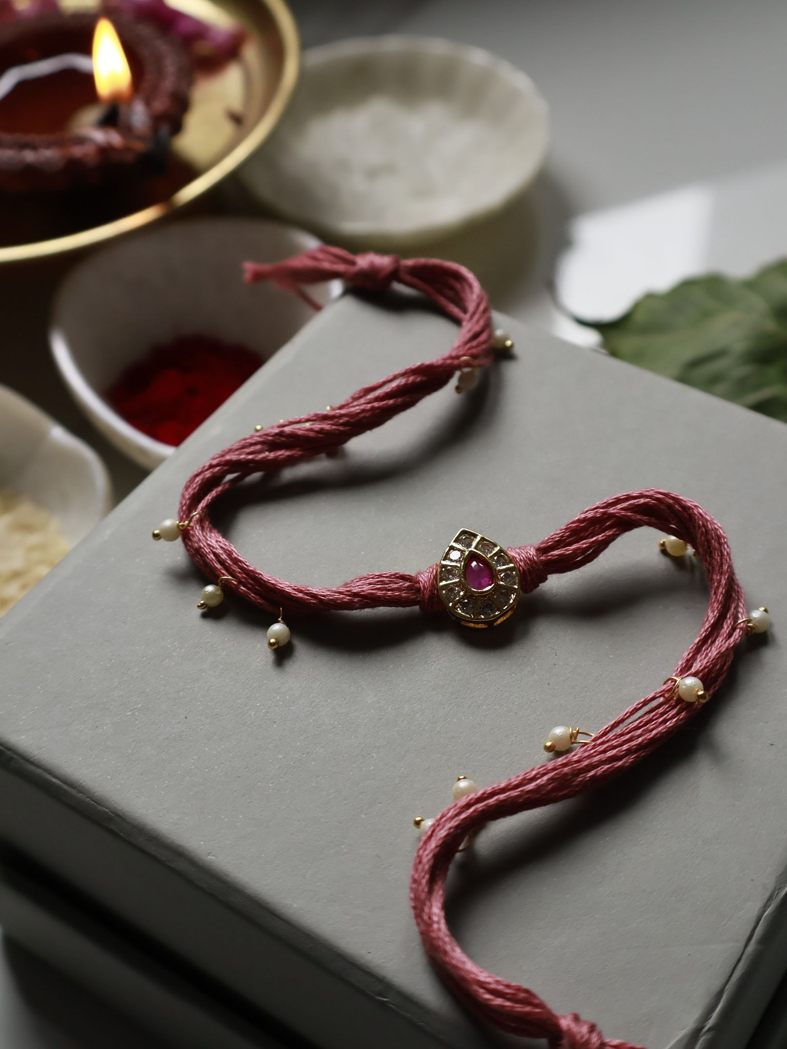 Baneet Kundan Rakhi-Pink