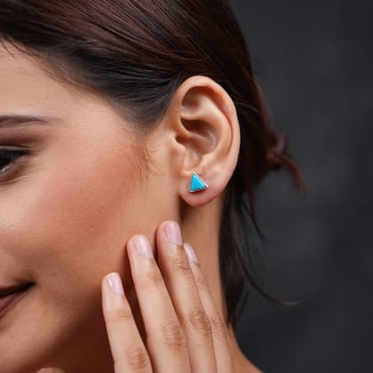 Natural Arizona Turquoise  Silver Studs