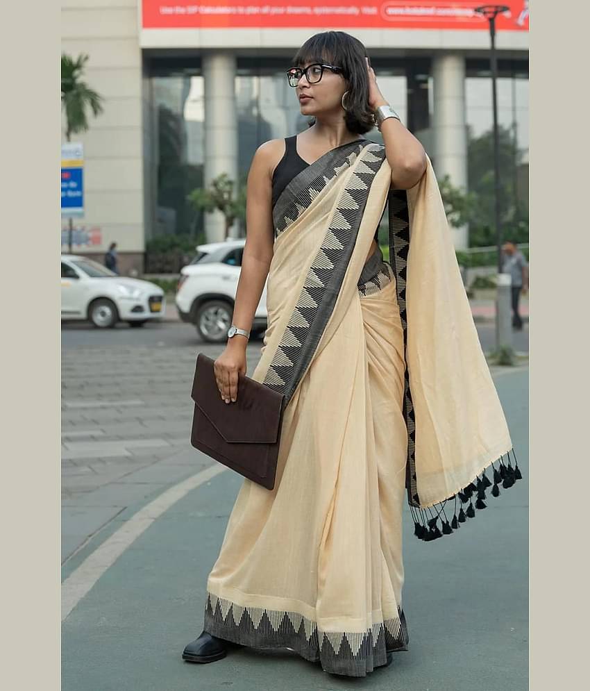 SARADA HANDLOOM Cotton Embroidered Saree With Unstitched Blouse Piece ( Peach )