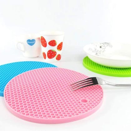 3-Piece Silicone Hot Mat: Ideal for Breakfast, Lunch, and Dinner (Pack of 3)