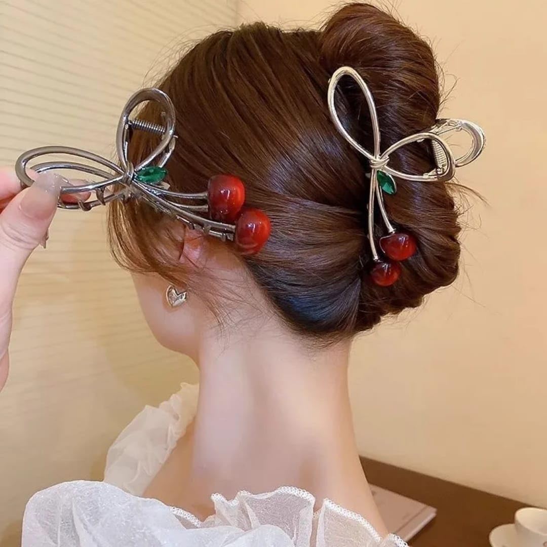 Premium & Fashionable Girls Hairs Clutch