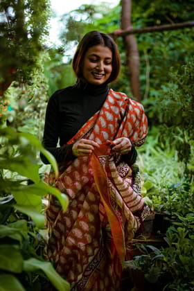 Natural dyed Bagru saree - Roheda- Kairi Syahi Begar