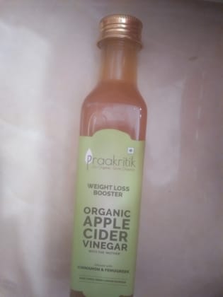 Praakritik apple cider vinegar