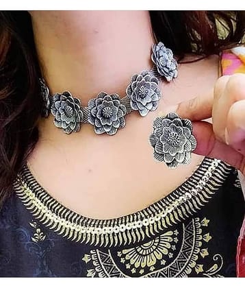 Sunhari Jewels - Silver Alloy Necklace Set ( Pack of 1 )