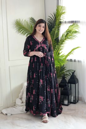 Leela Black Voluminous Anarkali Suit-XXL