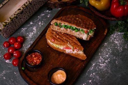 Veg cocktail sandwich