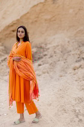 Tangerine Kurta Set with Handloom Dupatta-S