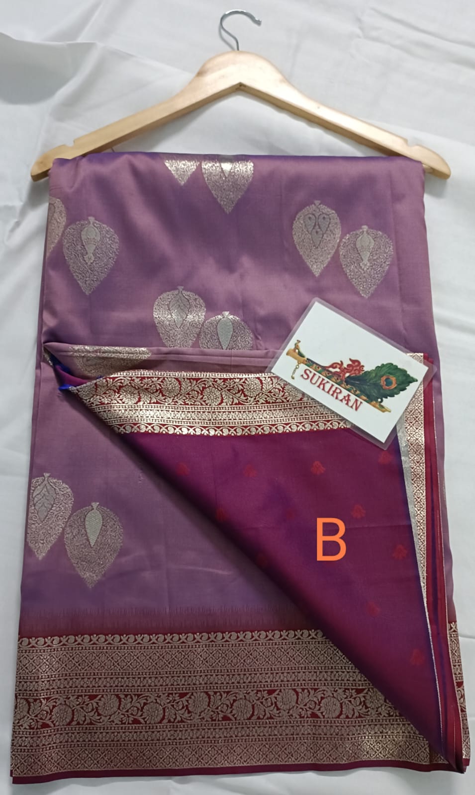 Pure banarasi soft silk sarees with rice pallu and booti blouse