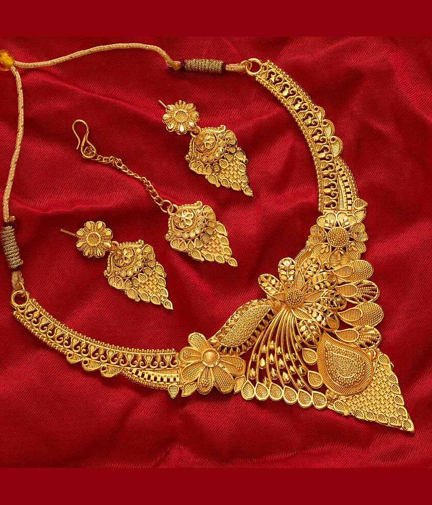Lily Gold Brass Necklace Set ( Pack of 1 )