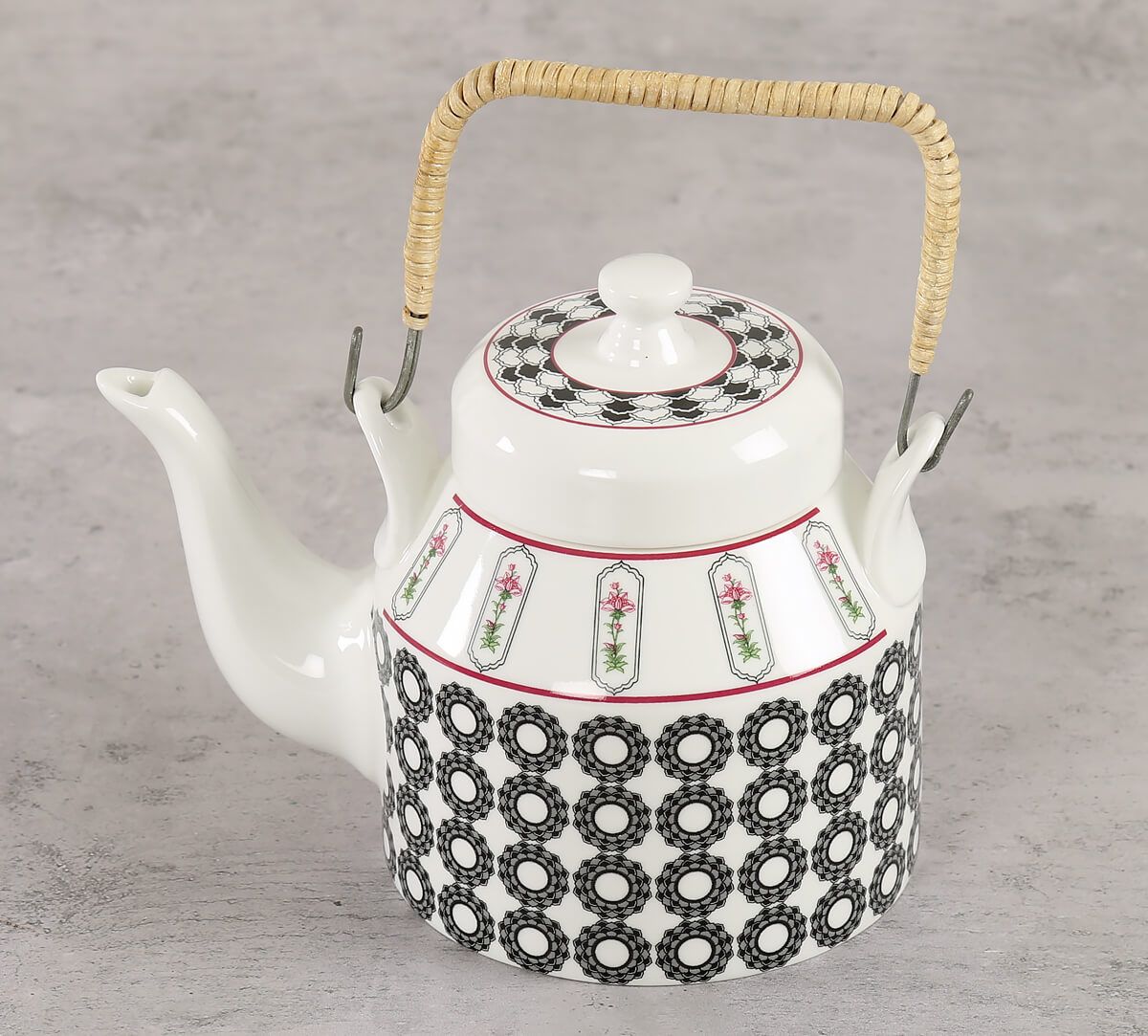 Appliqued Harmony Kettle
