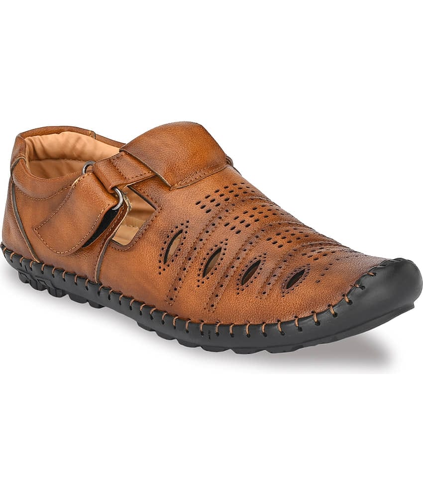 Bucik Tan Synthetic Leather Sandals