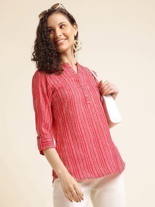 Red Printed Straight Cotton Blend Top-XS