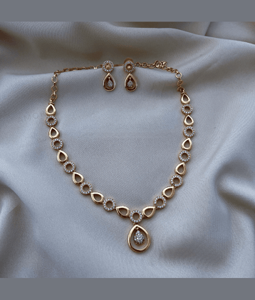 ROFARWORD Gold Brass Necklace Set ( Pack of 1 )