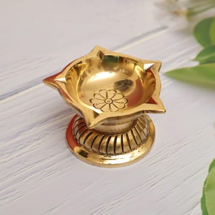 Handcrafted 5 Wicks Diya in Brass For Home, Office Pooja - 2 inch Height