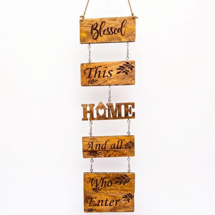 HANDCRAFTED WOODEN WALL HANGING DECOR