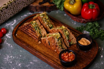 Veg italian grilled & cottage cheese in focaccia sandwich