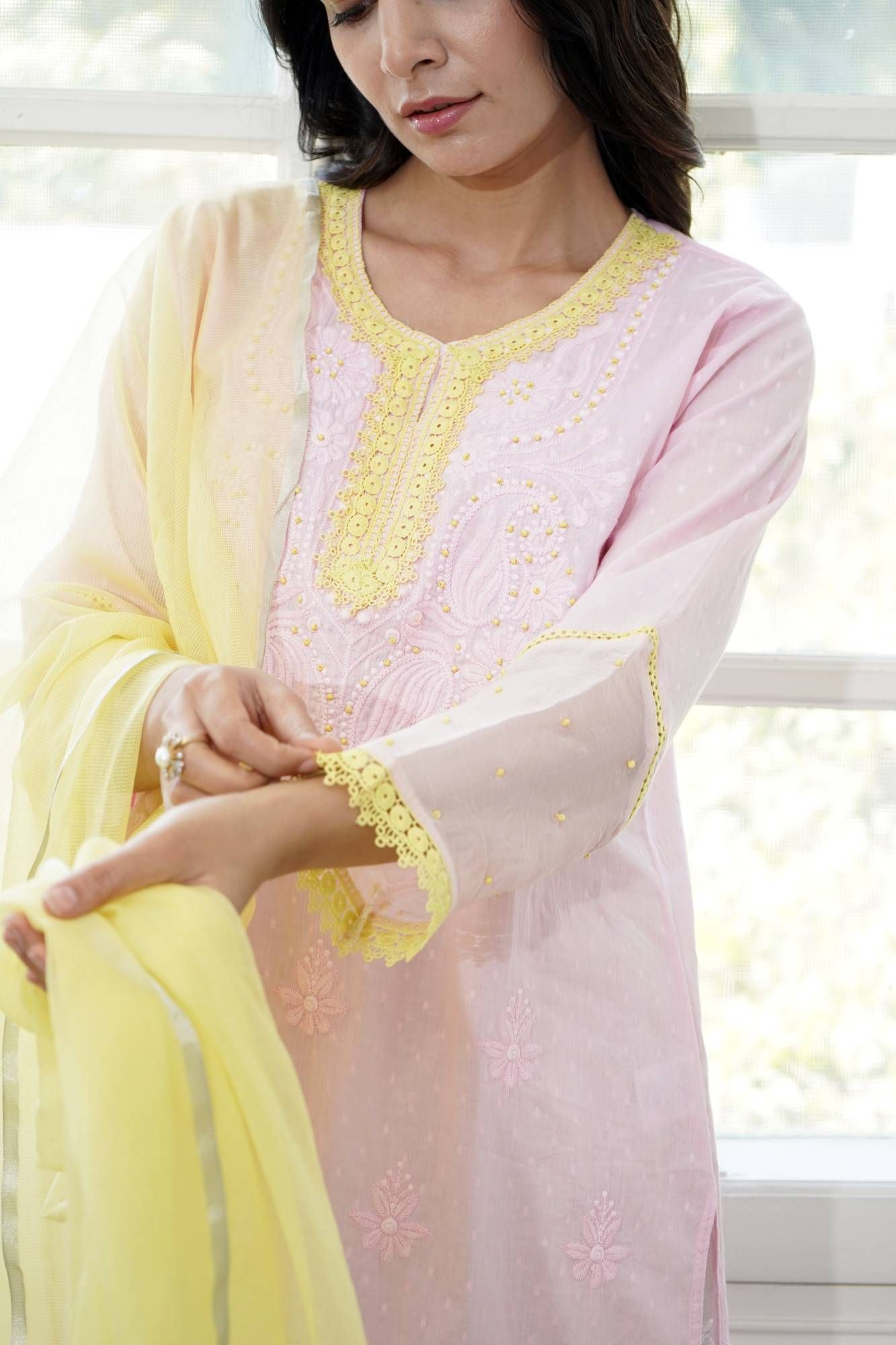 Yellow Dupatta-Free Size / Yellow