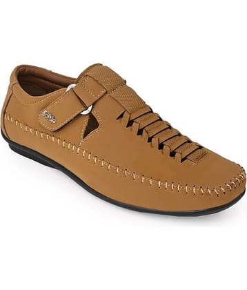 softio Tan Men's Toe covered Flip Flop