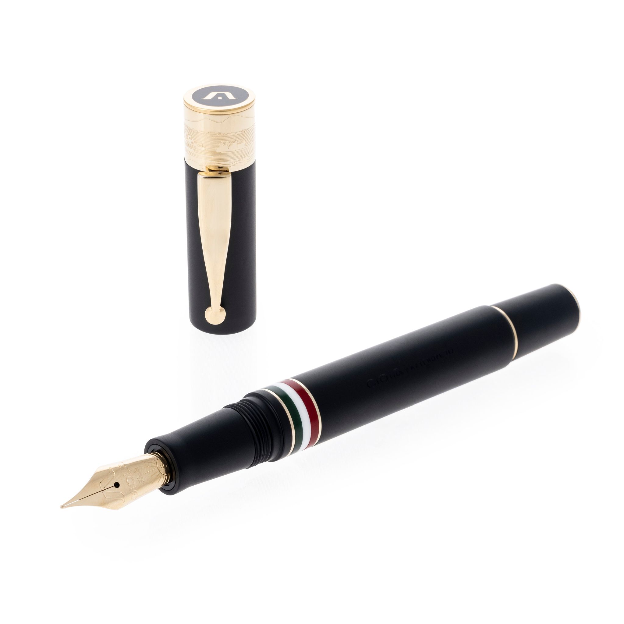 Gioia | Fountain Pen & Rollerball Pen | Partenope | Black Sand GT-MEDIUM