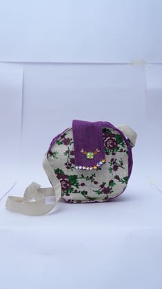 Round Hand Purse