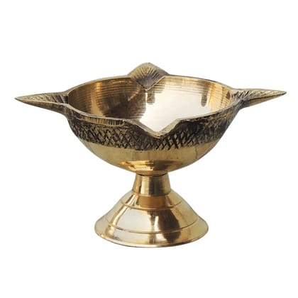 Brass Table Decor Oil Lamp Deepak 4 Wicks  - Handcrafted Deepak for Mandir Use, Height : 1.7 Inch (FMAS633 C)