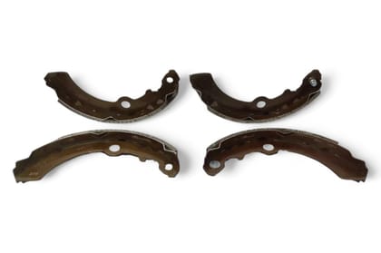 Maruti Suzuki Rear Brake Shoe Set AV453601