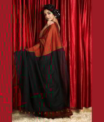 SARADA HANDLOOM Cotton Colorblock Saree With Unstitched Blouse Piece ( Magenta )