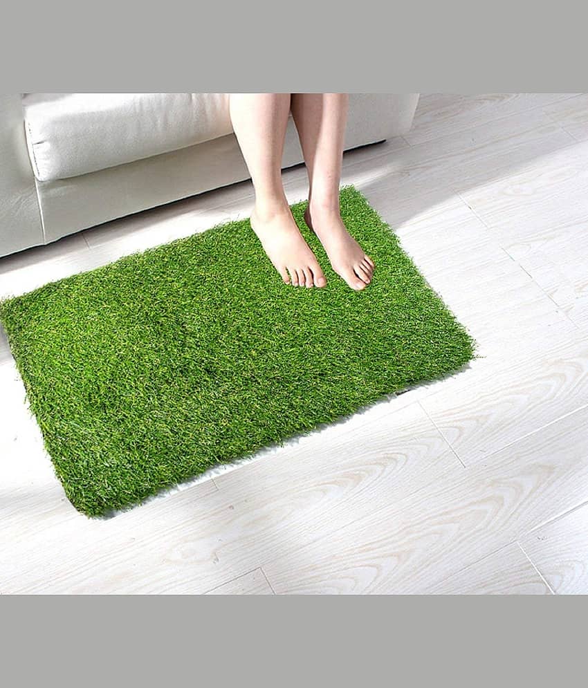 Revexo - Anti-skid Plastic Door Mat ( 40 X 60 cm ) Single - Green