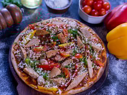 Chicken sausage pizza