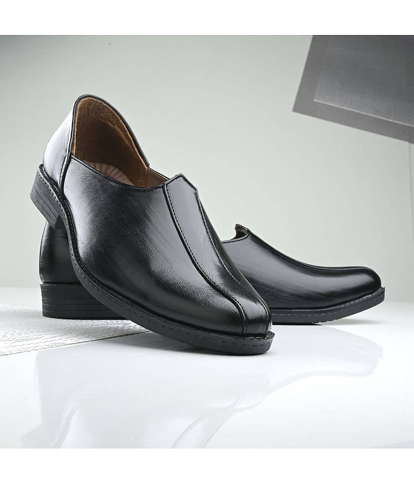 John Karsun Black Men's Mojaris
