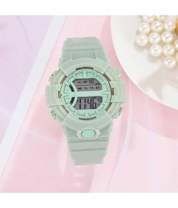 Renaissance Traders - Green Dial Digital Boys Watch ( Pack of 1 )
