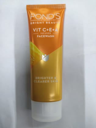 Pond's Bright beauty Vit c+e+a Infused Facewash 