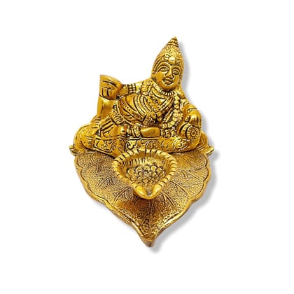 DreamKraft Metal Kuber Deepam Oil lamp for or Bringing Good Luck, Prosperity and Wealth,