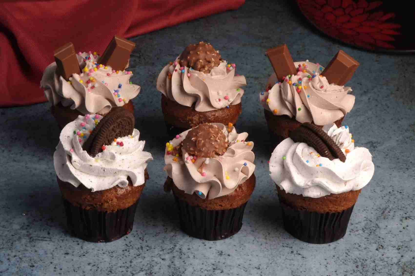 Kk assorted premium cupcakes [pack of 6]
