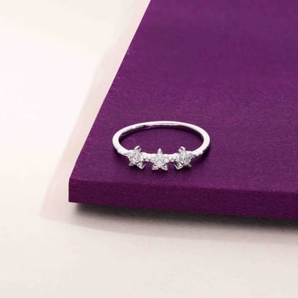 Minimalistic Triple Blossom Zircon Studded Silver Ring-White Stone / Silver / US 5 (15.6 mm Diameter)