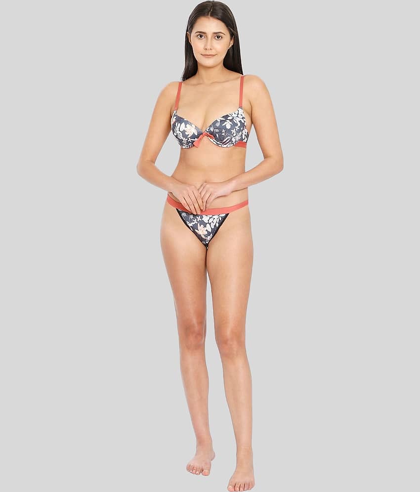 ILRASO Nylon Women's Bra & Panty Set ( Black )