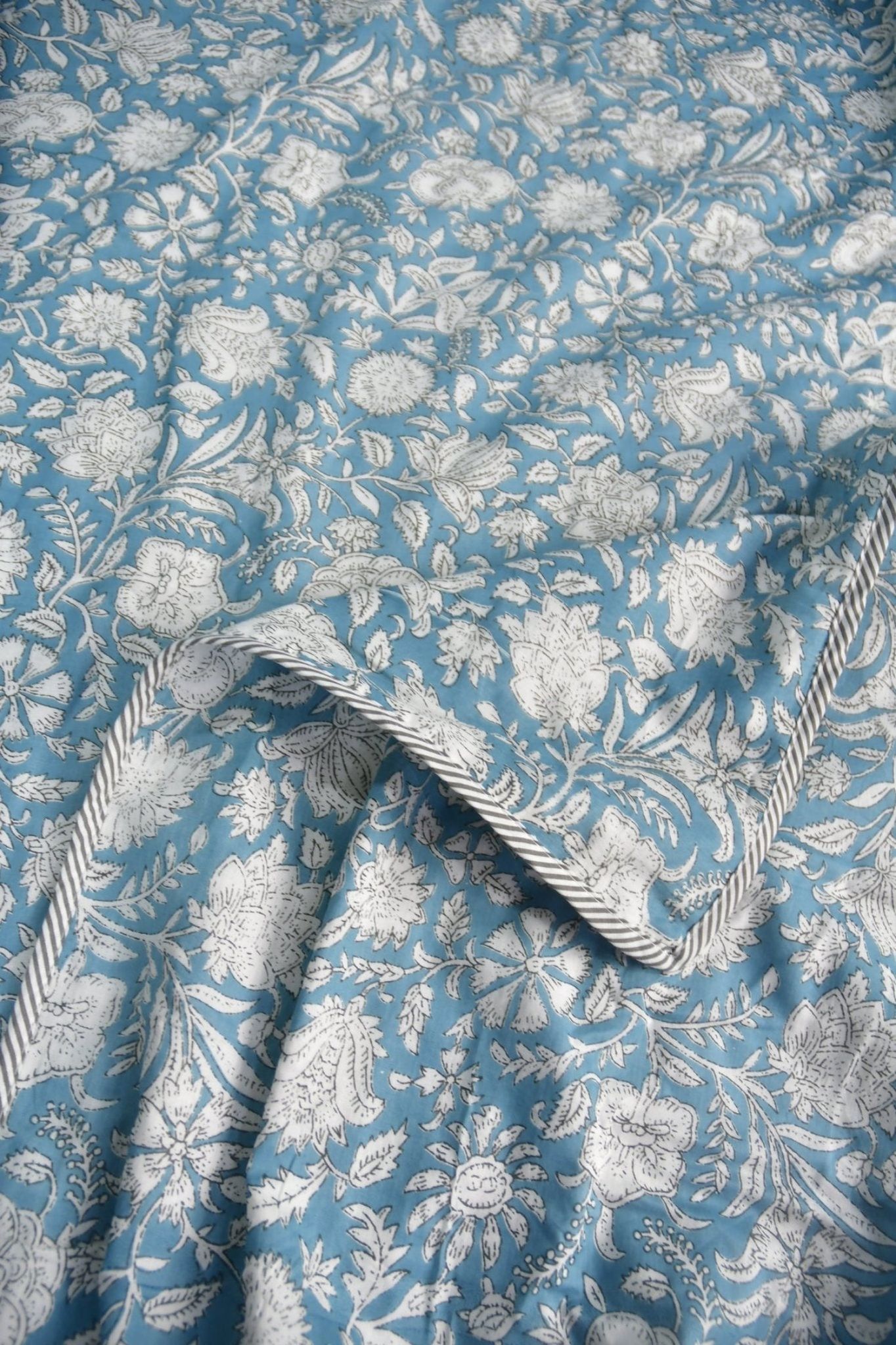Bluish Cyan floral Print Reversible DoharDouble