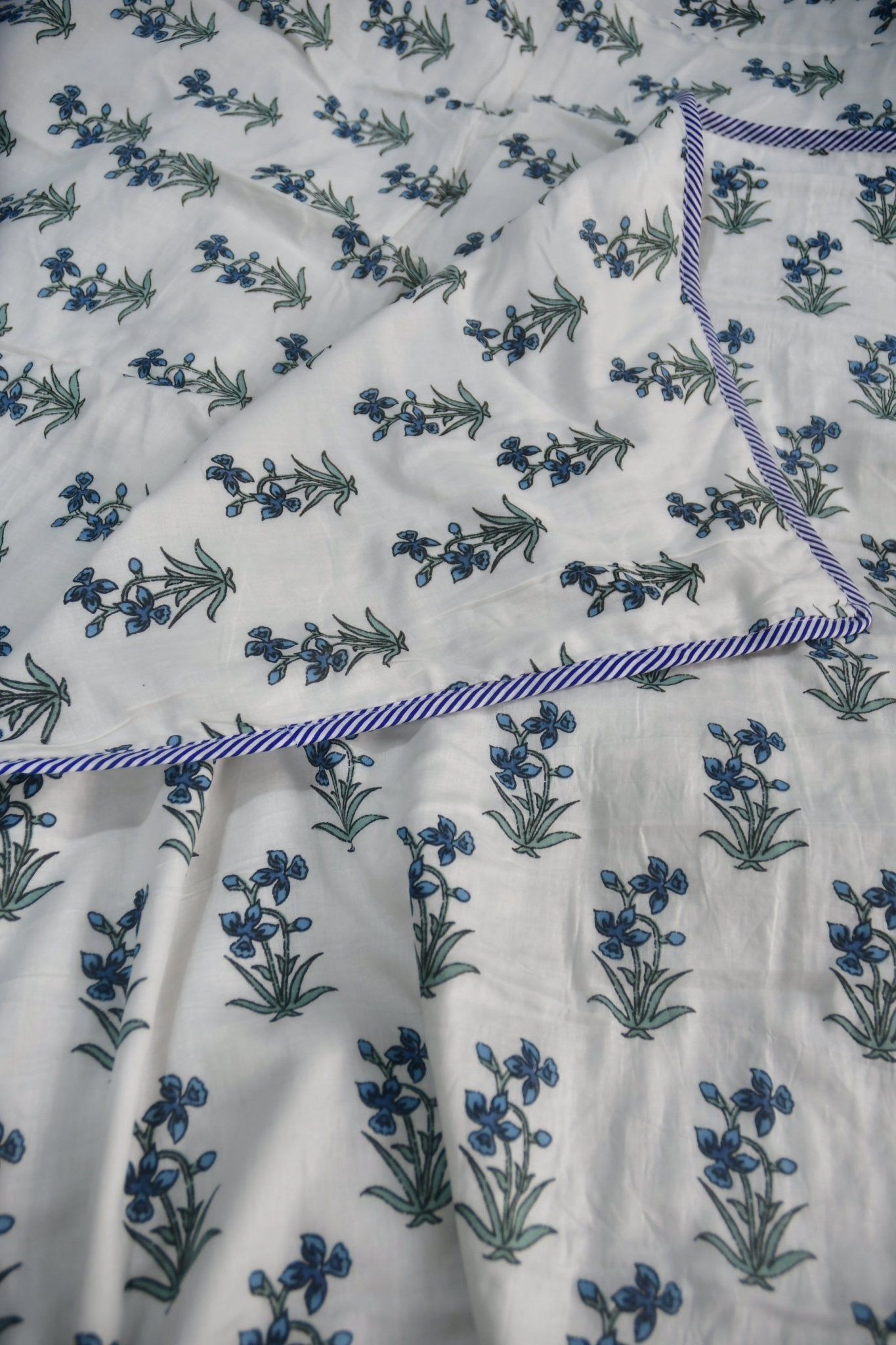 Blue Buti  Mul Mul Reversible Cotton Dohar Single (Pair)