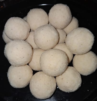 Rava laddu