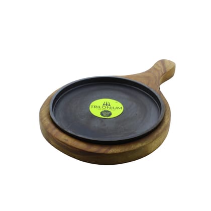 Trilonium Pre-Seasoned Cast Iron Sizzler Plate With Wooden Base | 8 inches | 1.67 Kgs